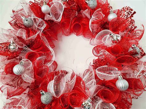 how to make a wreath with metallic mesh fabric|deco mesh wreaths 1000 ideas.